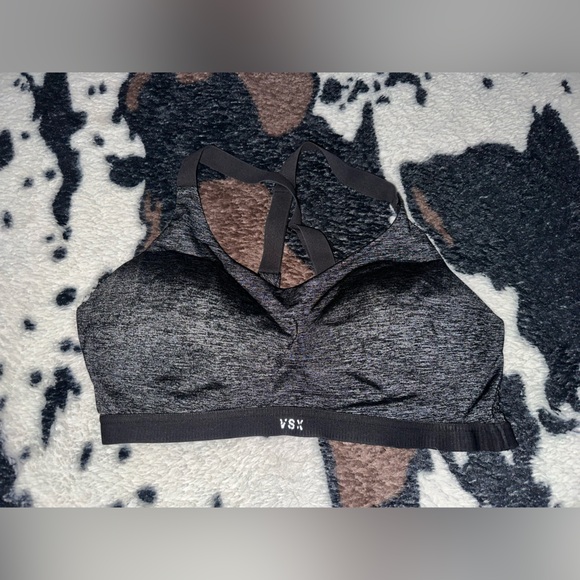 Victoria’s Secret VSX sports bra - Picture 2 of 5